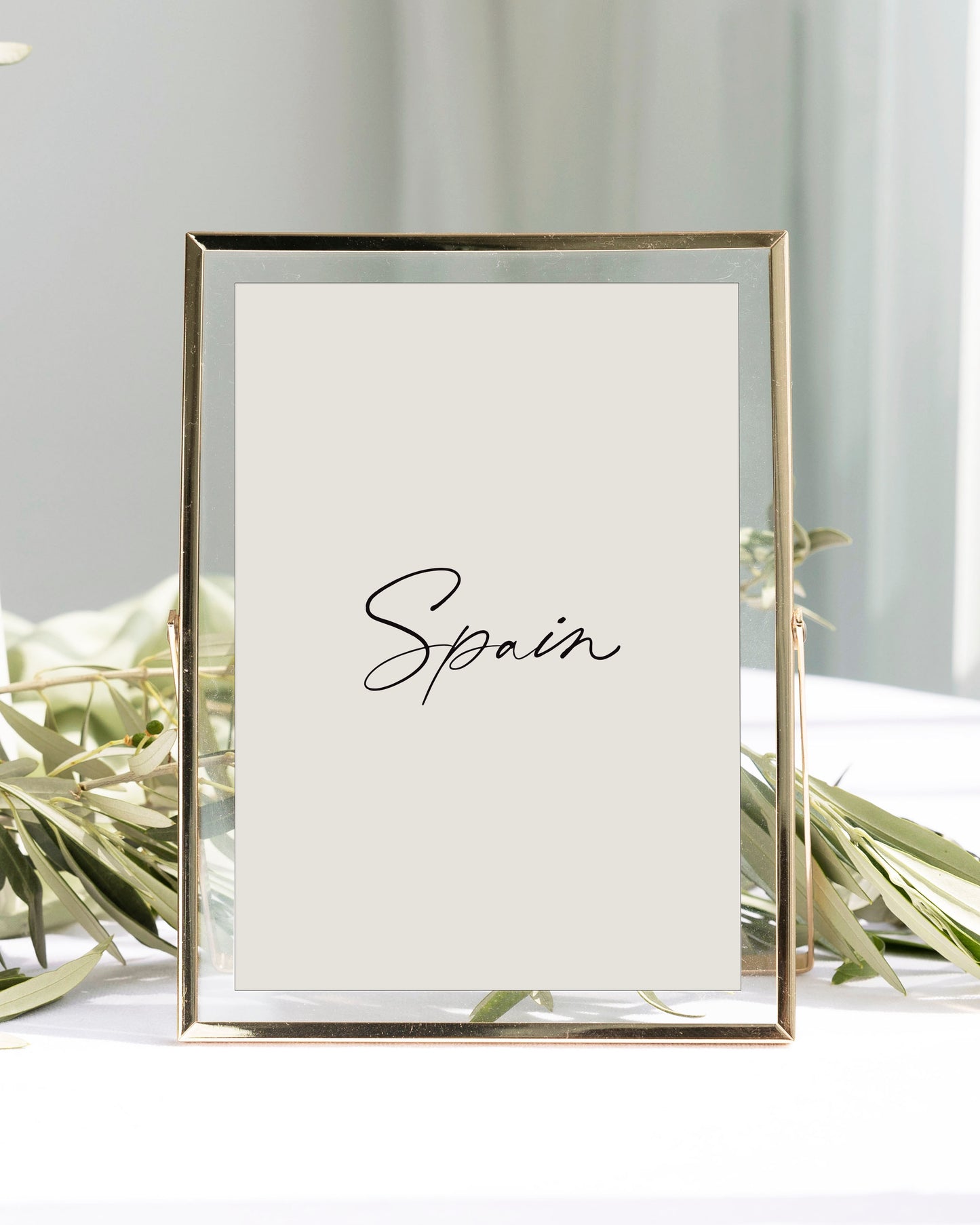 Aura Table Name Cards